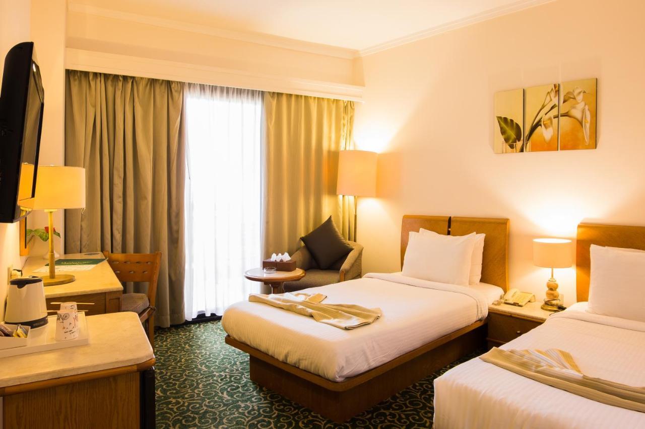Plaza Hotel Alexandrië Buitenkant foto