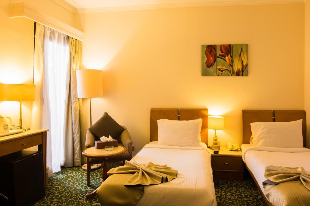 Plaza Hotel Alexandrië Buitenkant foto